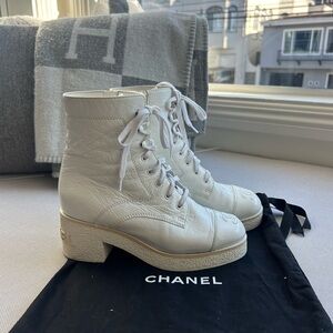 Chanel White Leather Combat/Ankle Boots with CC Logo and 2 dust bags